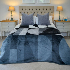 Belfiore Finesse Geometric Steel Dove Throw