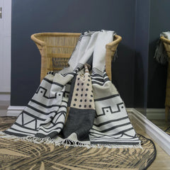 Xhosa Umbhaco Black Cobblestone Throw